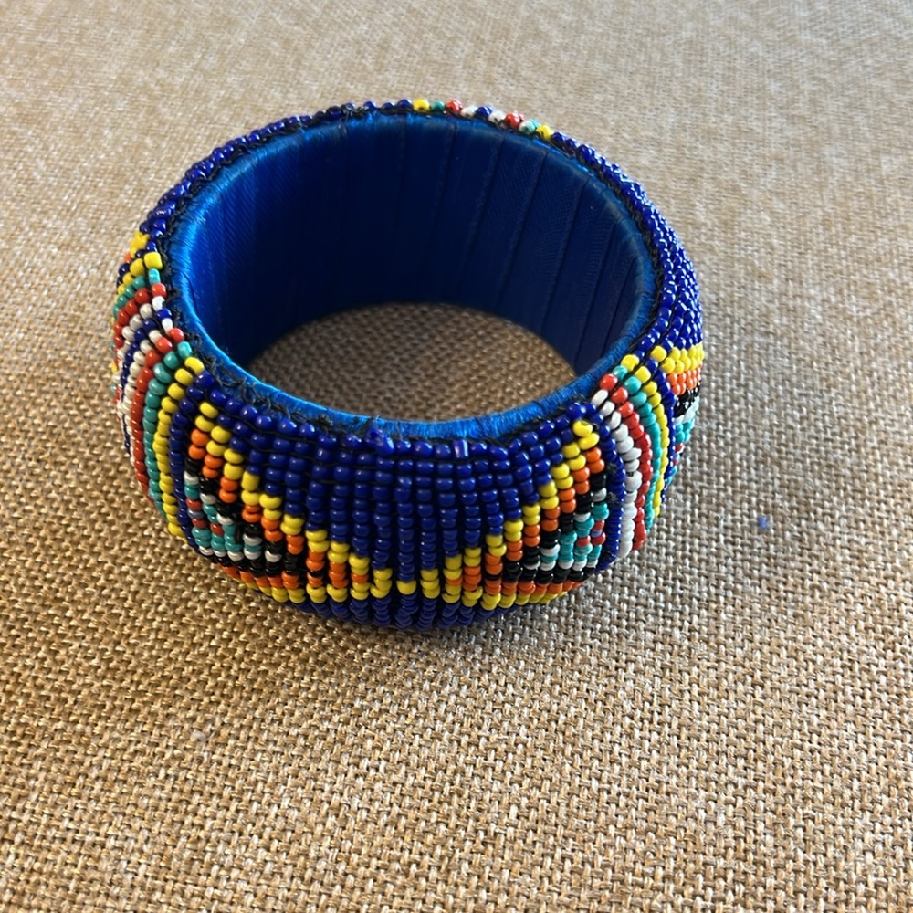 Large Beaded Bangle - Picture 3 of 8
